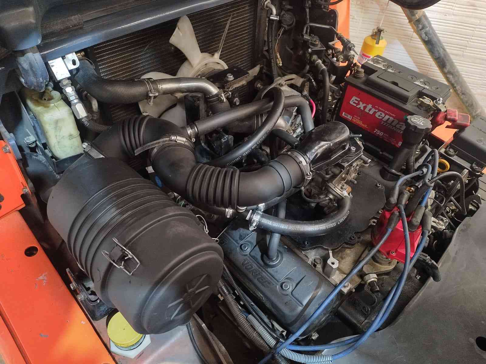 Montacargas Toyota  - Imagen 4